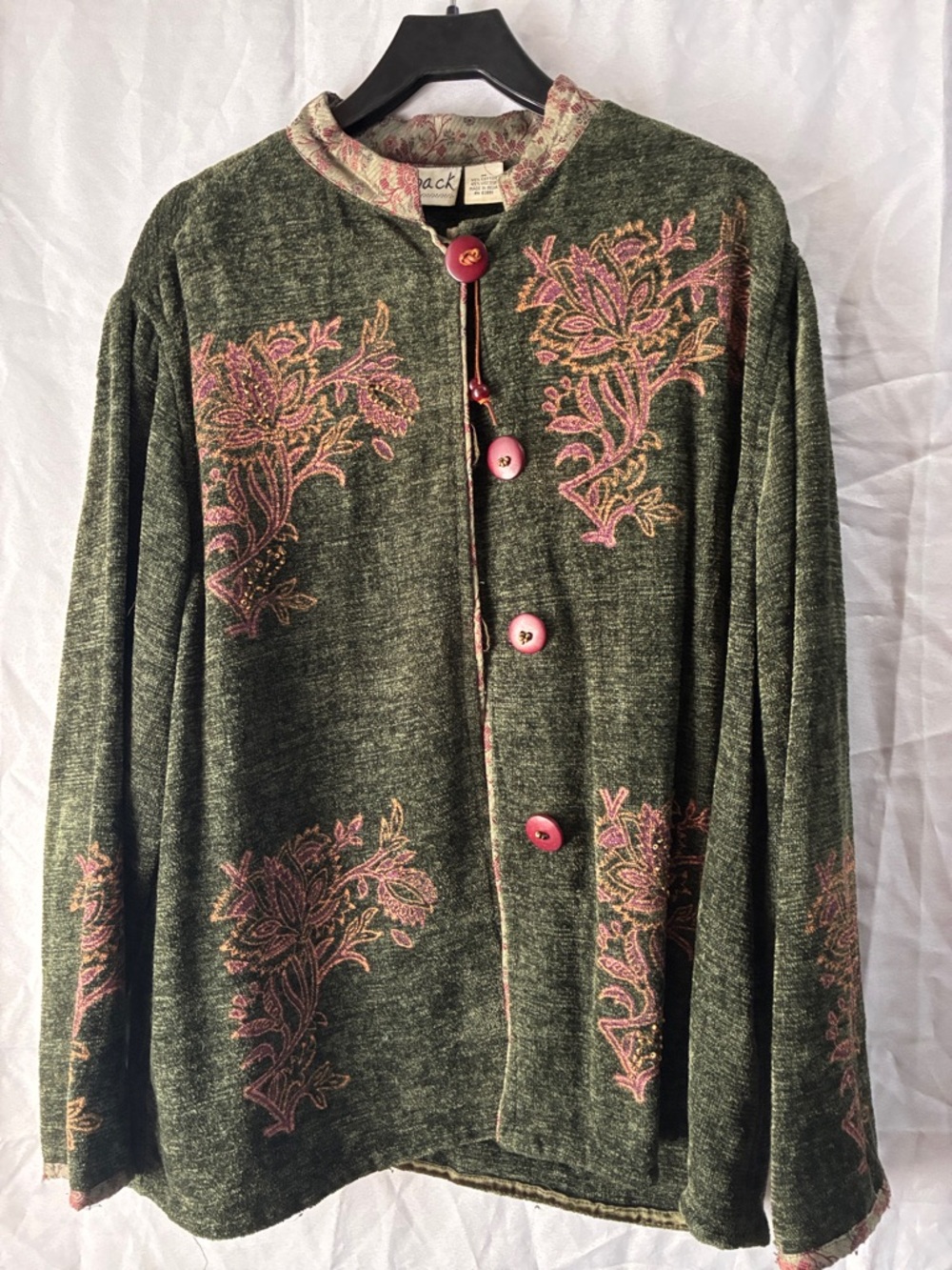 Vintage-Inspired Green Embroidered Women's Cardigan